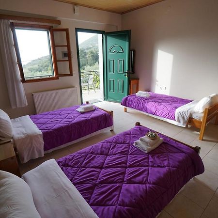 Studio Apartments A Breath Away From Myrtos By "Prime" Anomeriá Buitenkant foto